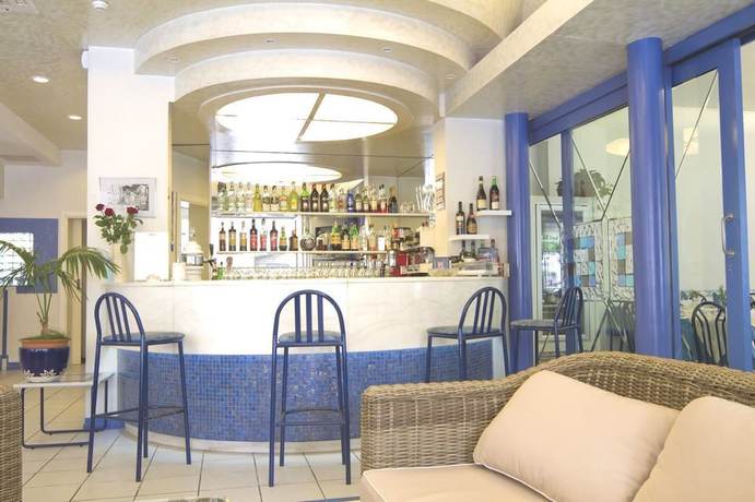 Imagen del bar/restaurante del Hotel Vienna, Bellaria-Igea Marina. Foto 10