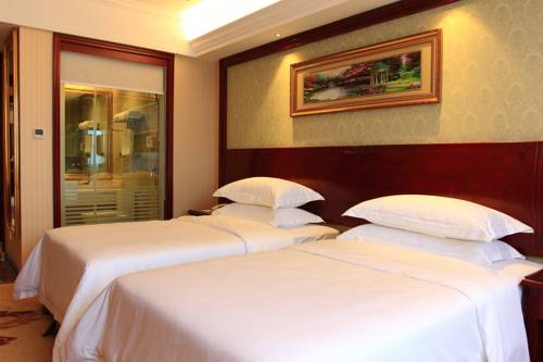 Imagen de la habitación del Hotel Vienna Changnan. Foto 9
