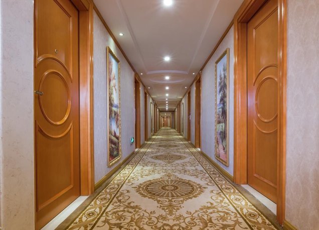 Imagen de los interiores del Hotel Vienna Chaozhou Bus Station. Foto 19