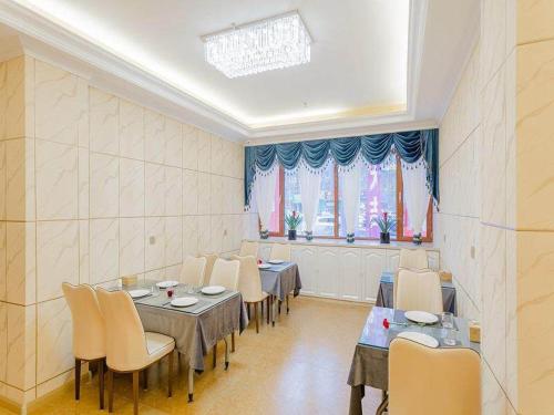 Imagen general del Hotel Vienna Classic Mudanjiang Railway Station. Foto 5