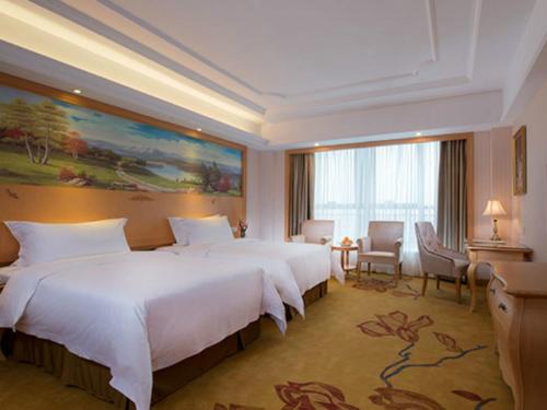 Imagen general del Hotel Vienna Classic Shenzhen Longhua Bus Station. Foto 3