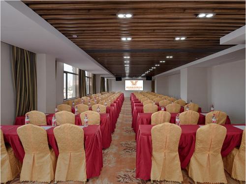 Imagen general del Hotel Vienna Classic Shenzhen Pingshan Bihu. Foto 6