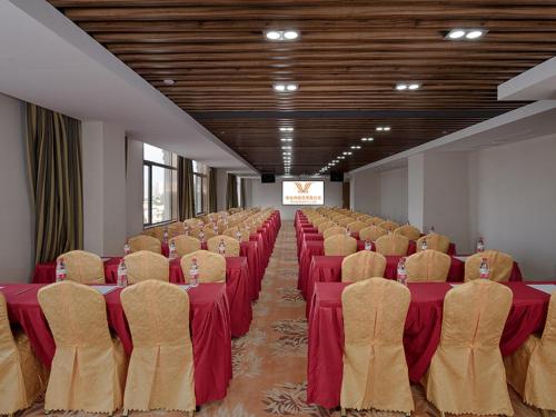 Imagen general del Hotel Vienna Classic Shenzhen Pingshan Bihu. Foto 8
