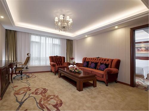 Imagen general del Hotel Vienna Foshan Huangqi. Foto 1