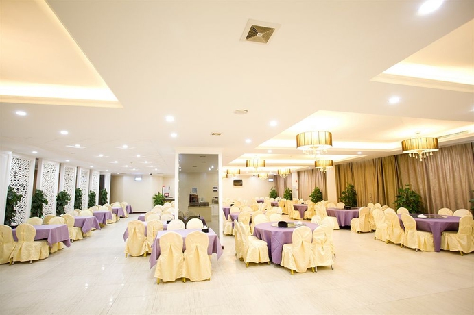 Imagen del bar/restaurante del Hotel Vienna Guangzhou Chimelong Branch. Foto 3
