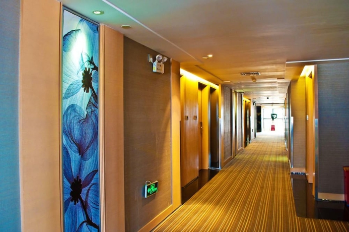 Imagen de los interiores del Hotel Vienna Guangzhou South Station Branch. Foto 15