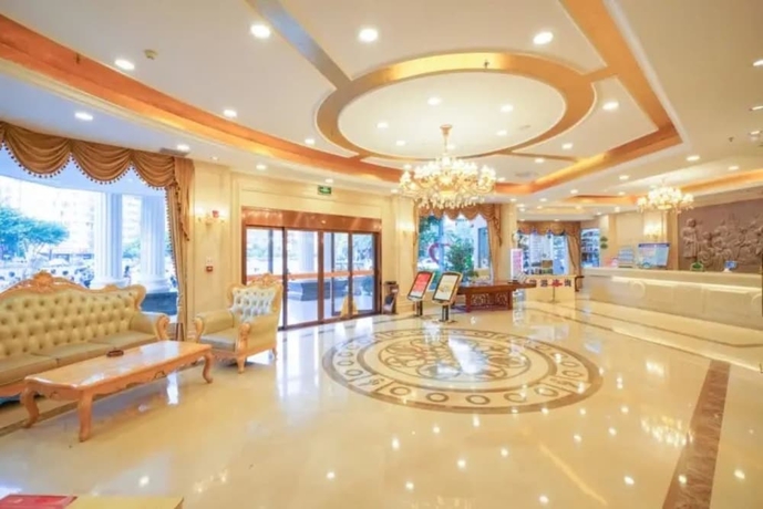 Imagen de los interiores del Hotel Vienna - Guilin Jichang Road Rongshan. Foto 17