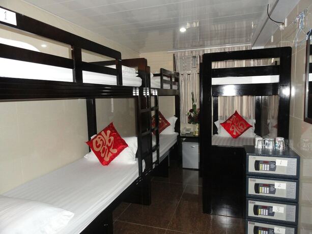 Imagen de la habitación del Hotel Vienna Hostel, Kowloon. Foto 6