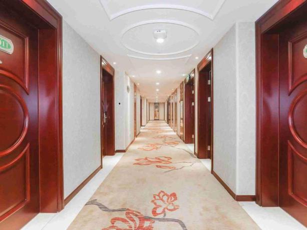 Imagen general del Hotel Vienna Hotel Hangzhou Xiasha. Foto 1