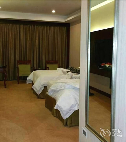 Imagen de la habitación del Hotel Vienna Hotel (Shanghai Hongqiao Airport Jiuting). Foto 4