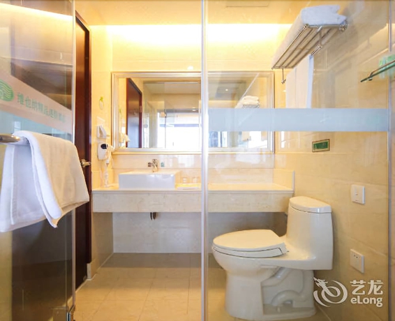 Imagen de la habitación del Hotel Vienna Hotel (Shanghai Hongqiao Airport Jiuting). Foto 16