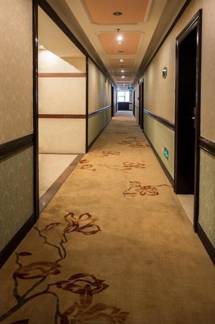 Imagen de los interiores del Hotel Vienna Hotel Shenzhen Fuhua Road. Foto 9