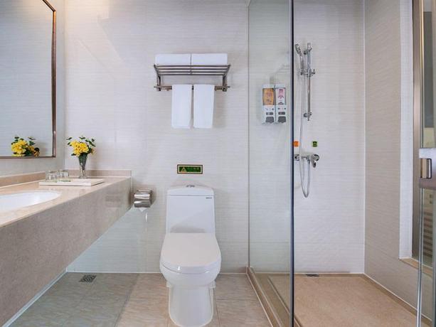Imagen de la habitación del Hotel Vienna Hotel Shenzhen Huaqiangbei. Foto 7
