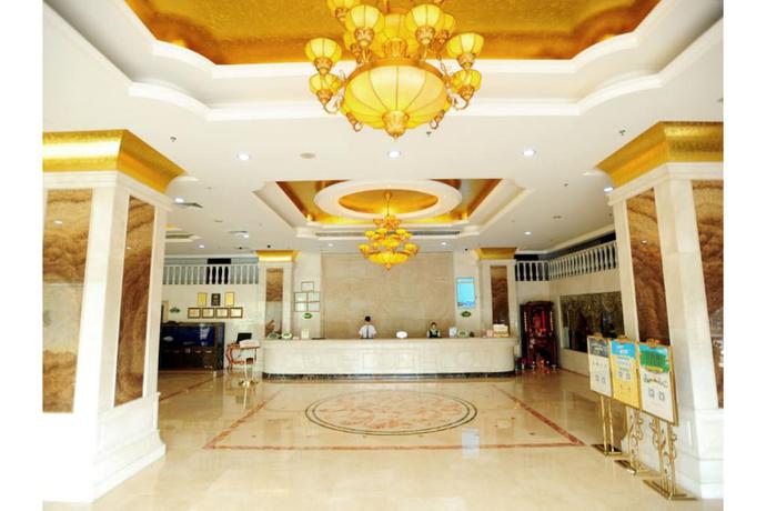 Imagen de los interiores del Hotel Vienna Hotel (Shenzhen Longhua Qinghu Road Branch. Foto 7