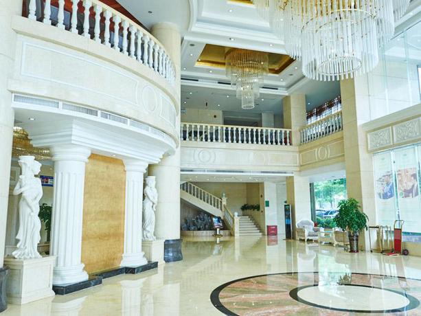 Imagen de los interiores del Hotel Vienna Hotel (Shenzhen Shajing Shangnan Branch). Foto 14