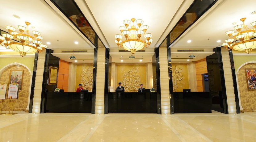 Imagen de los interiores del Hotel Vienna Hotel Xiangyang Railway Station. Foto 19