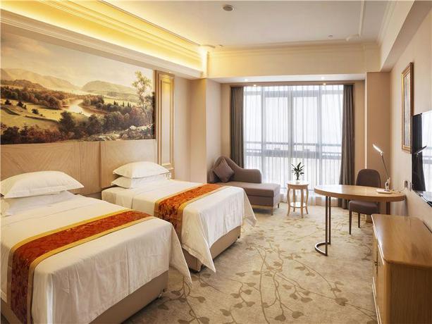 Imagen de la habitación del Hotel Vienna Hotel Yuanjiagang Metro Station. Foto 5