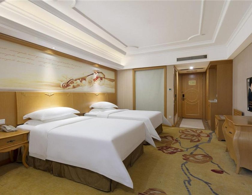 Imagen general del Hotel Vienna Hotel Zhengzhou Zhongyuan Futa. Foto 5
