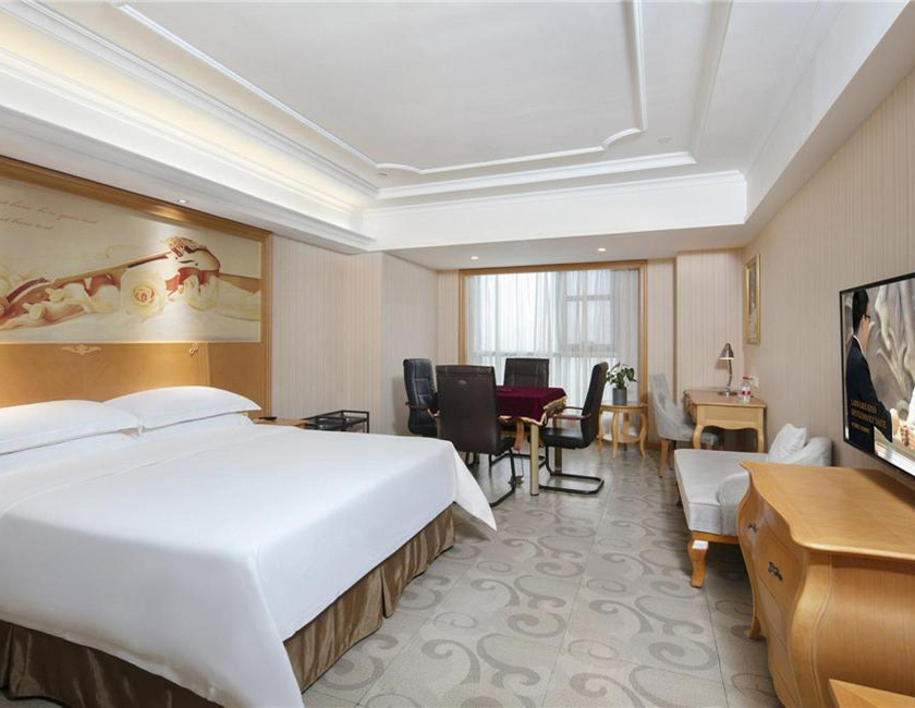 Imagen general del Hotel Vienna Hotel Zhengzhou Zhongyuan Futa. Foto 20