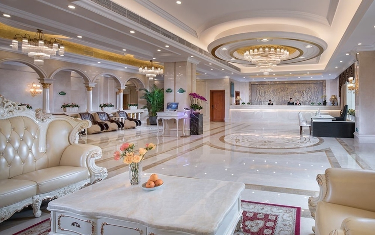 Imagen de los interiores del Hotel Vienna Hotel Zhong Da Branch. Foto 10