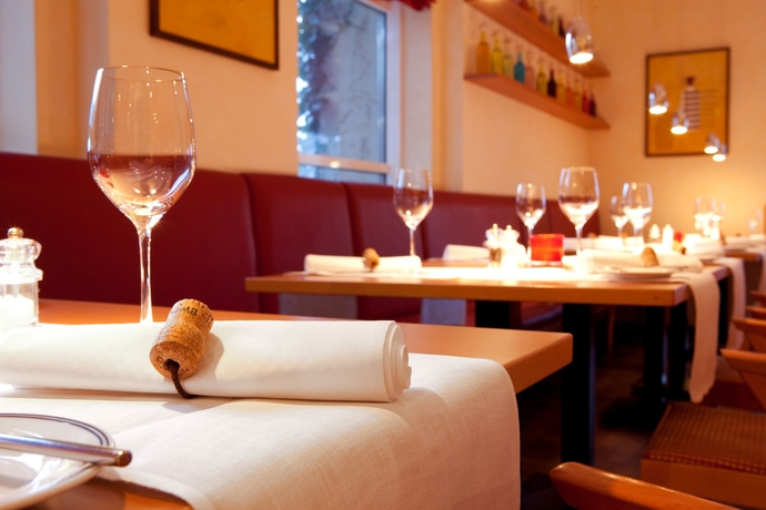 Imagen del bar/restaurante del Hotel Vienna House By Wyndham Baltic Stralsund. Foto 3