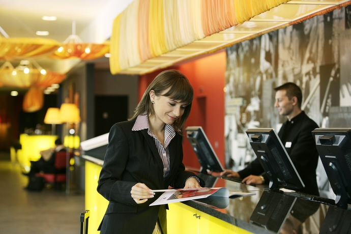 Imagen de los interiores del Hotel Vienna House Easy By Wyndham Bucharest Airport. Foto 12