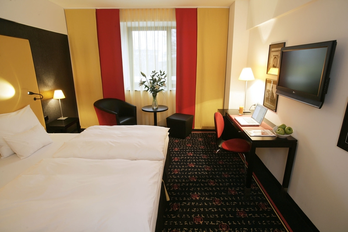 Imagen de la habitación del Hotel Vienna House Easy By Wyndham Bucharest Airport. Foto 6