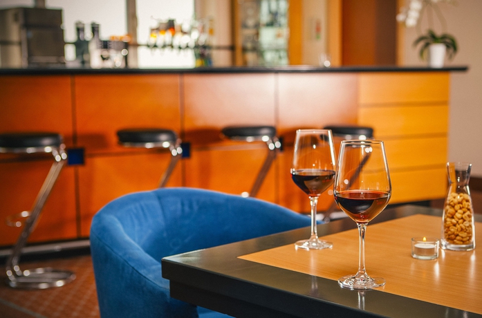 Imagen del bar/restaurante del Hotel Vienna House Easy By Wyndham Coburg. Foto 2