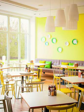 Imagen del bar/restaurante del Hotel Vienna House Easy By Wyndham Landsberg. Foto 3