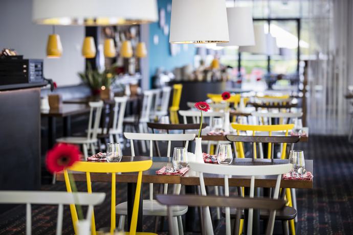 Imagen del bar/restaurante del Hotel Vienna House Easy By Wyndham Pilsen. Foto 5