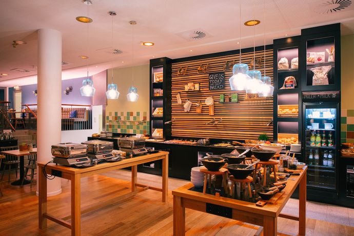 Imagen del bar/restaurante del Hotel Vienna House Easy By Wyndham Trier. Foto 4