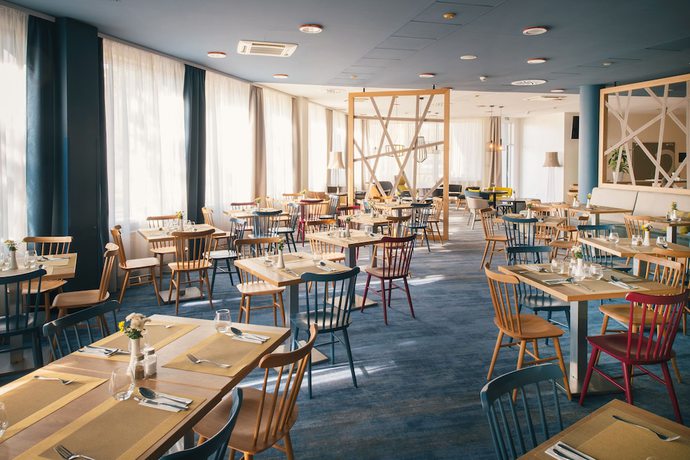 Imagen del bar/restaurante del Hotel Vienna House Easy by Wyndham Bratislava. Foto 7