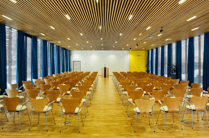 Imagen de los interiores del Hotel Vienna House Martinspark Dornbirn. Foto 8