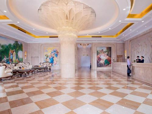 Imagen general del Hotel Vienna International Guangzhou Shijin. Foto 16