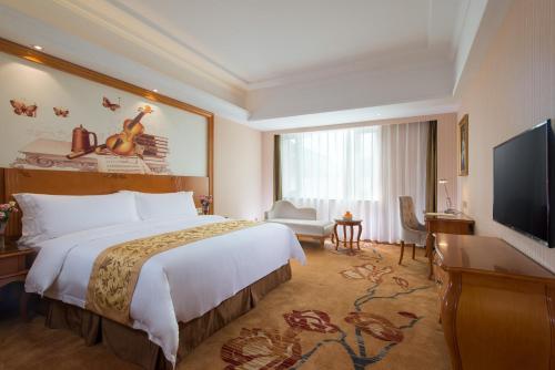 Imagen de la habitación del Hotel Vienna International Guangzhou Xintang Jean. Foto 6