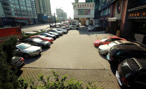 Imagen de los exteriores del Hotel Vienna International - Hangzhou Wulin Square. Foto 8