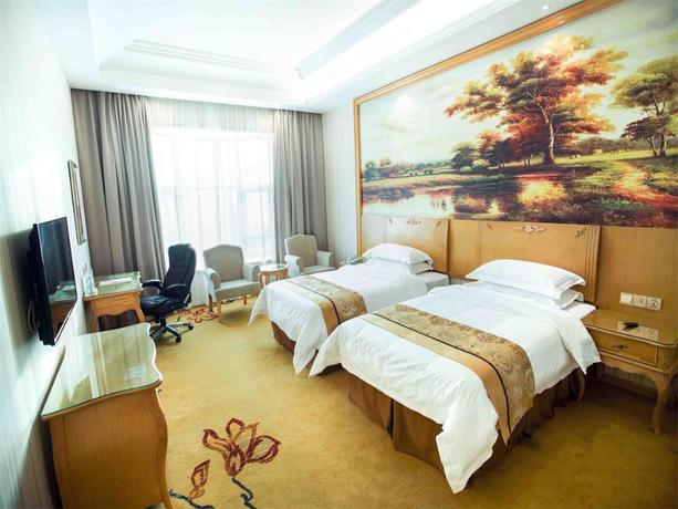 Imagen general del Hotel Vienna International Hongqiao Hub Malu. Foto 7