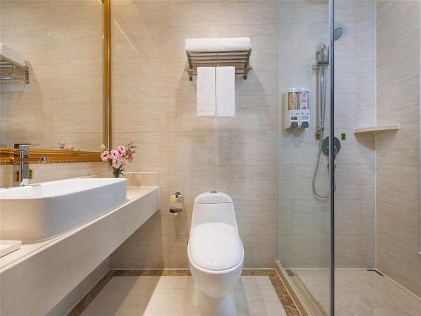 Imagen de los interiores del Hotel Vienna International Hotel Guangzhou Airport Xinsh. Foto 10