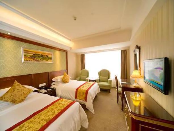 Imagen general del Hotel Vienna International Hotel Ningbo Jiangbei Wanda. Foto 7