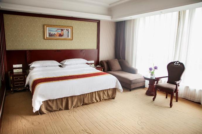 Imagen de la habitación del Hotel Vienna International Hotel (Shanghai Hongqiao National Exhibition and Convention Center Caobao Road). Foto 13