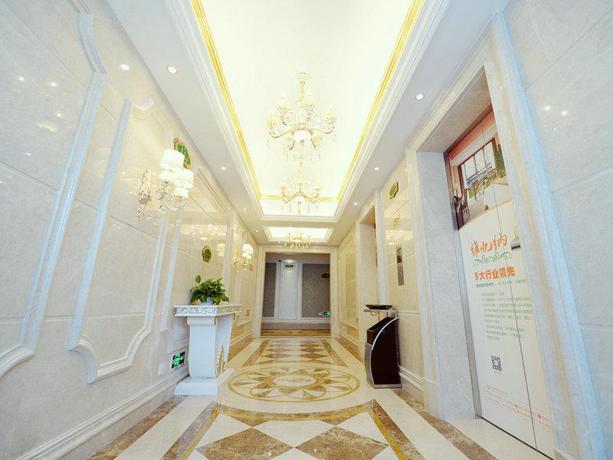 Imagen de los interiores del Hotel Vienna International Hotel (Shanghai Hongqiao National Exhibition and Convention Center Nanxiang). Foto 10