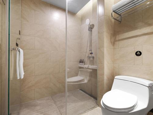 Imagen de la habitación del Hotel Vienna International Lanzhou SASSEUR Outlets & Yellow Riverside. Foto 17