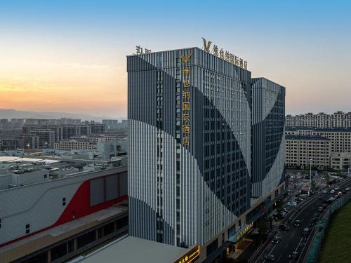 Imagen general del Hotel Vienna International Linqu Wanda Plaza. Foto 6