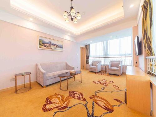 Imagen general del Hotel Vienna International Nanjing Dongshan Headquarters. Foto 1