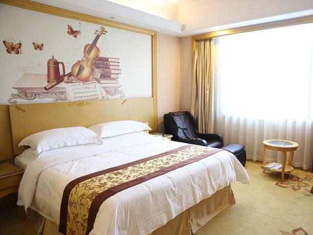 Imagen de la habitación del Hotel Vienna International Shanghai Pujiang Town. Foto 3