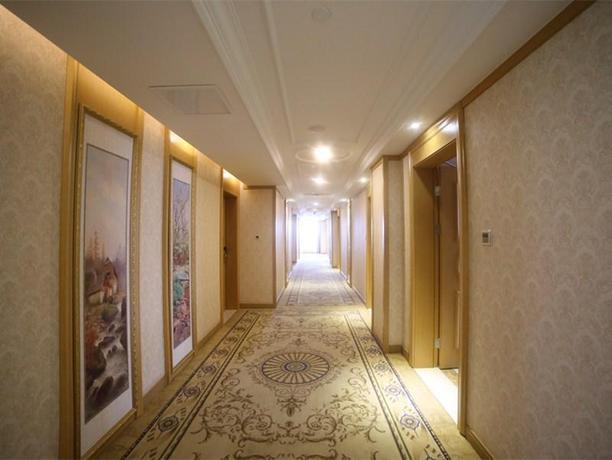 Imagen de la habitación del Hotel Vienna International Shanghai Pujiang Town. Foto 9