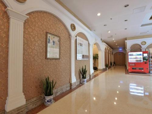 Imagen general del Hotel Vienna International Shanghai Songjiang Branch. Foto 1