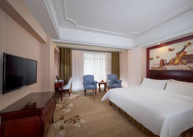 Imagen de la habitación del Hotel Vienna International - Shantou Simapu. Foto 3