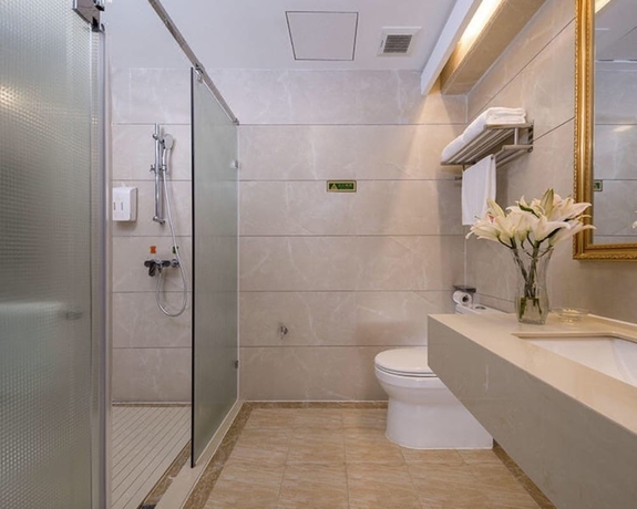 Imagen de la habitación del Hotel Vienna International - Shantou Simapu. Foto 4