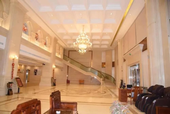Imagen de los interiores del Hotel Vienna International - Shantou Simapu. Foto 9